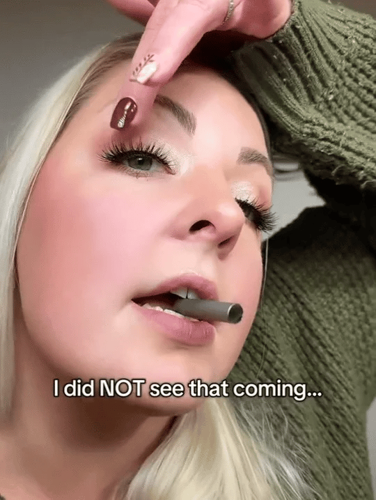 🔥BUY 1 GET 1 FREE!🎁【24H Lock】1440-Minute Smudge-Proof Eyeliner| Precision Define, All-Day Stay, Transfer-Resistant Makeup Duo 🌟